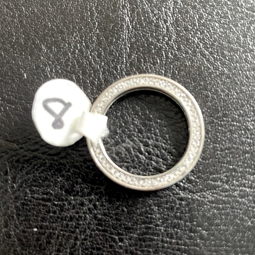 Anillo de plata